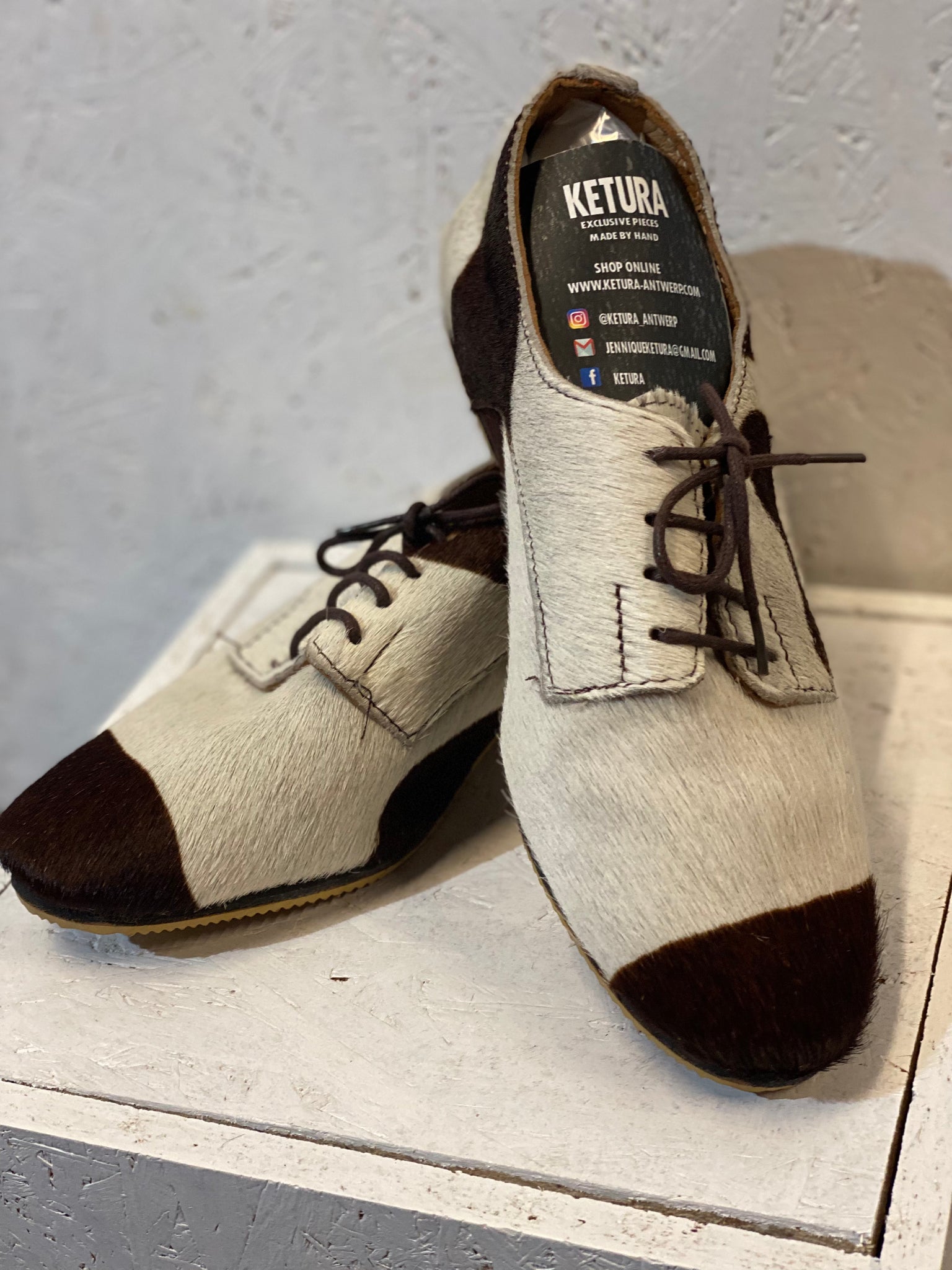 Genuine leather shoes